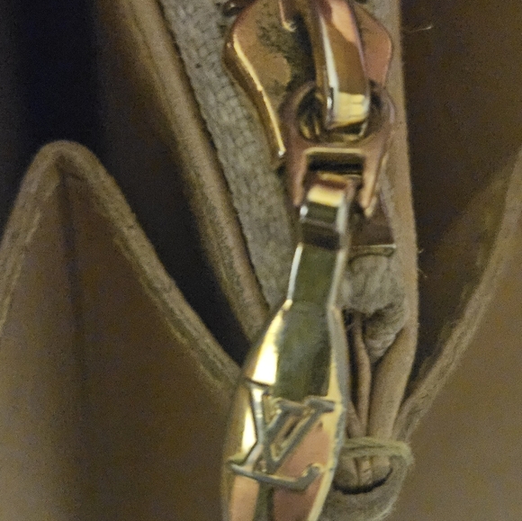 Louis Vuitton Sarah Multicolor Monogram Wallet With COA - Picture 12 of 17